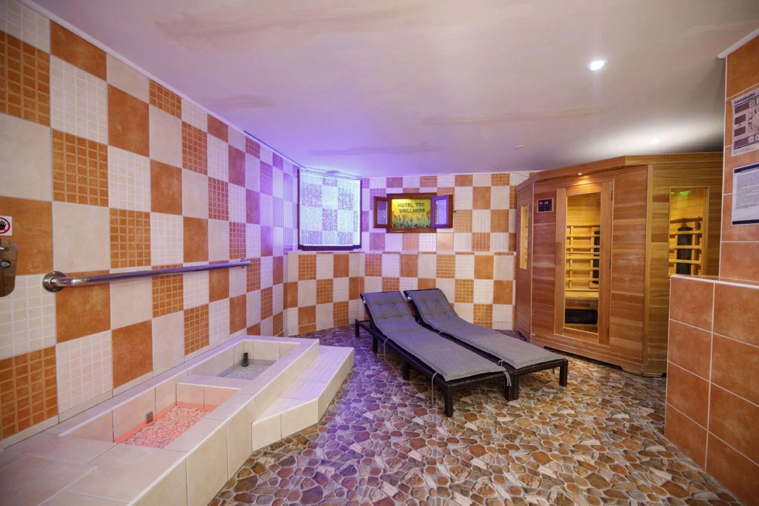 Wellness & Sport Hotel Ttc Vrchlabí Exterior photo
