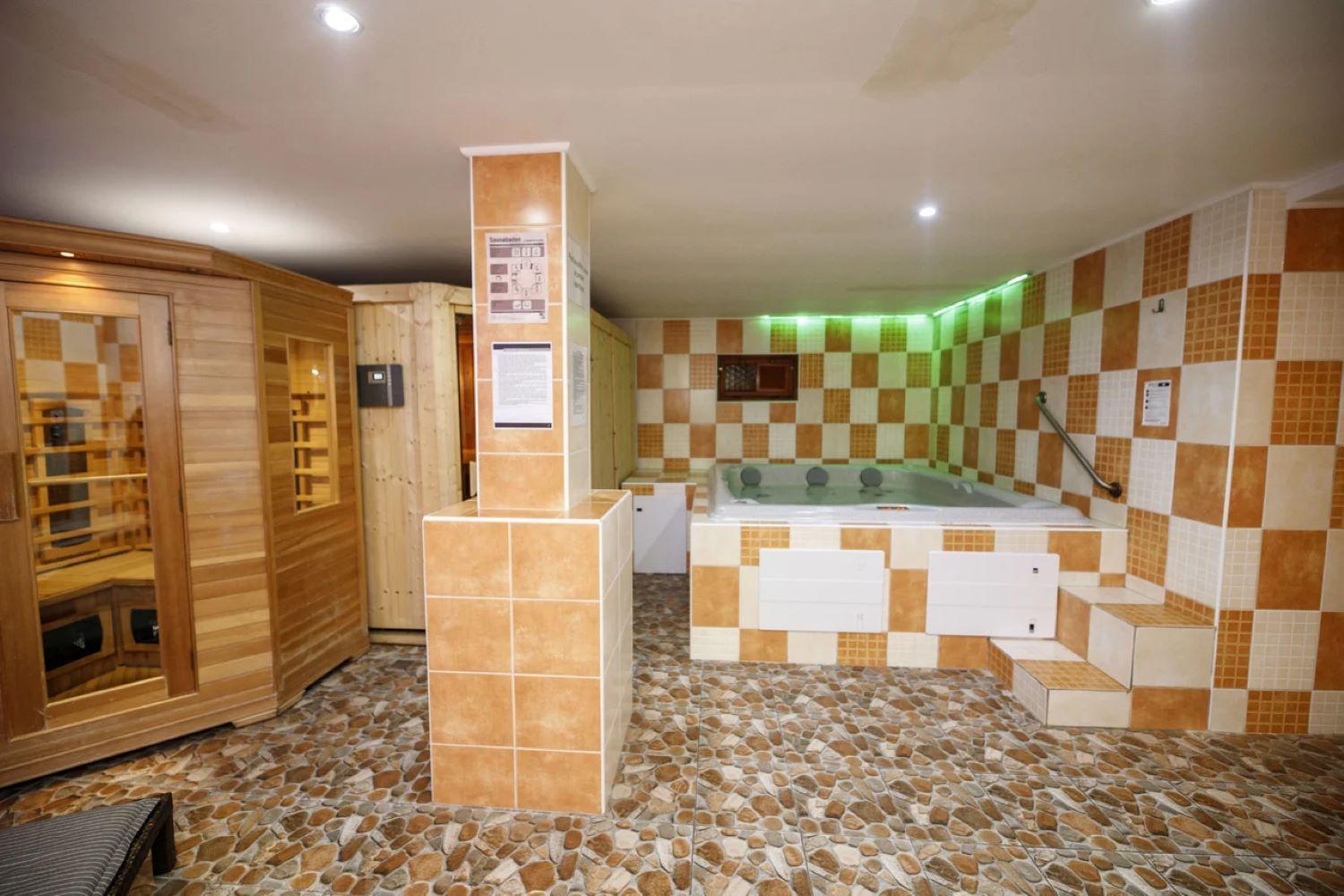 Wellness & Sport Hotel Ttc Vrchlabí Exterior photo