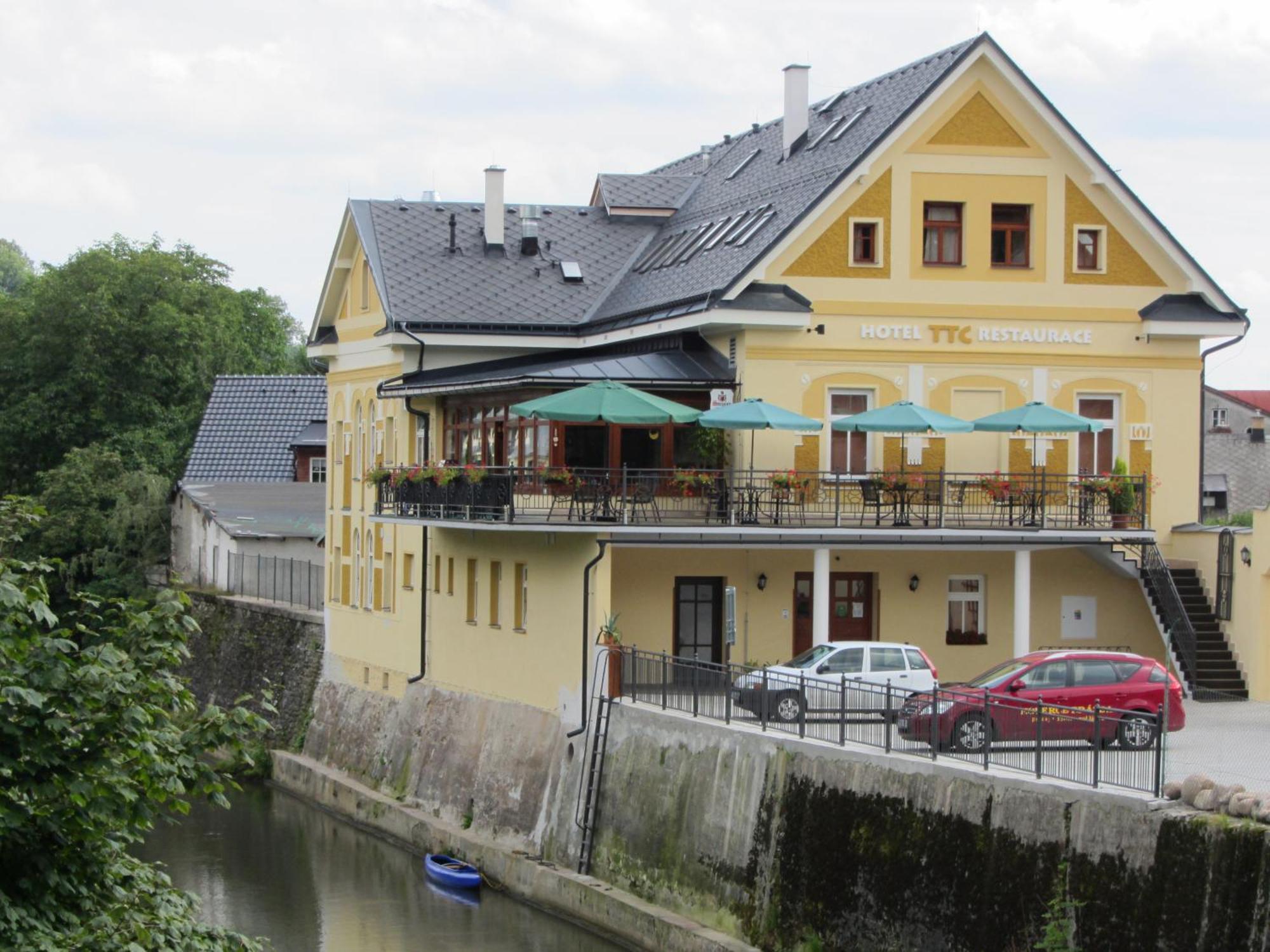 Wellness & Sport Hotel Ttc Vrchlabí Exterior photo